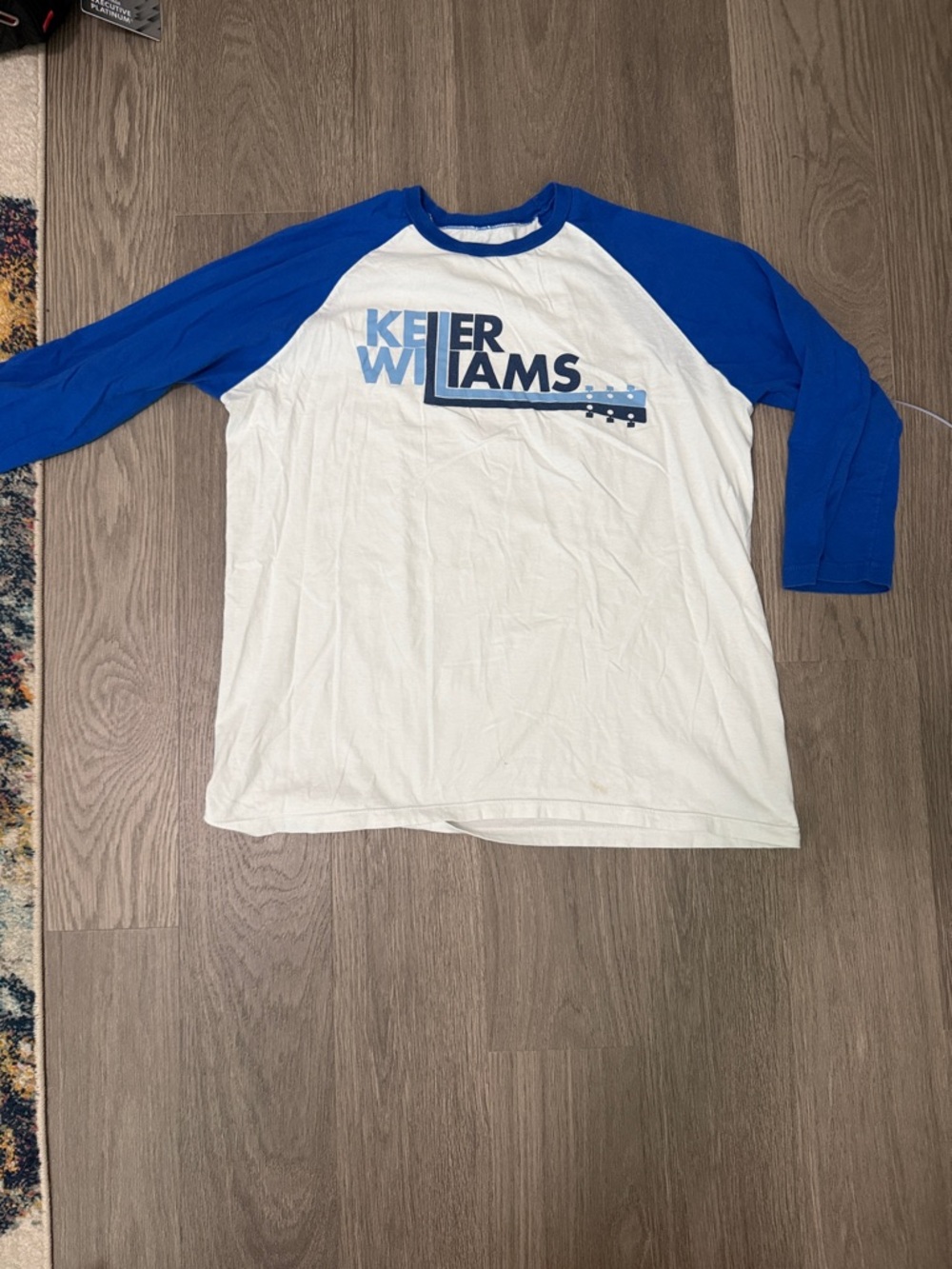 Men's White and Blue Raglan Long Sleeve Tee